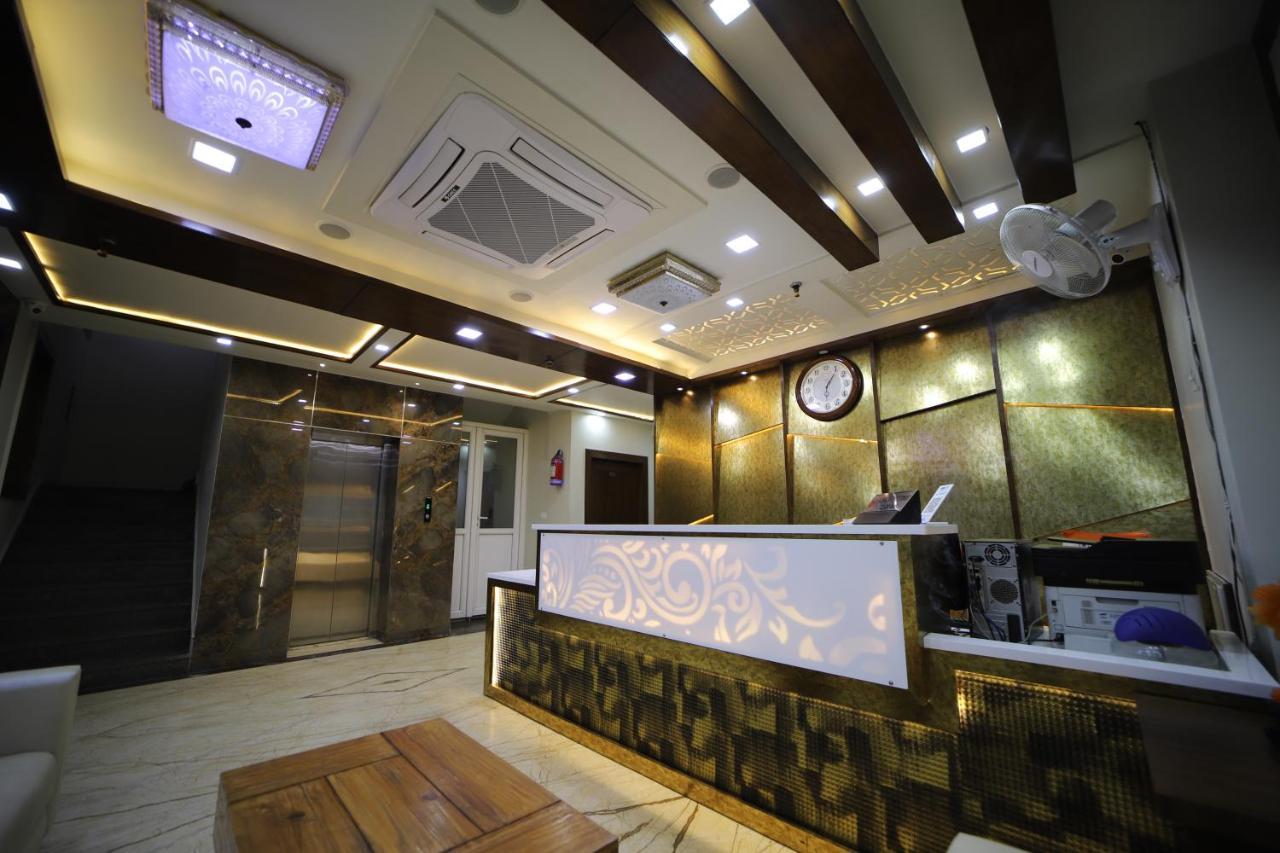 Hotel Royal Phoenix Agra  Εξωτερικό φωτογραφία