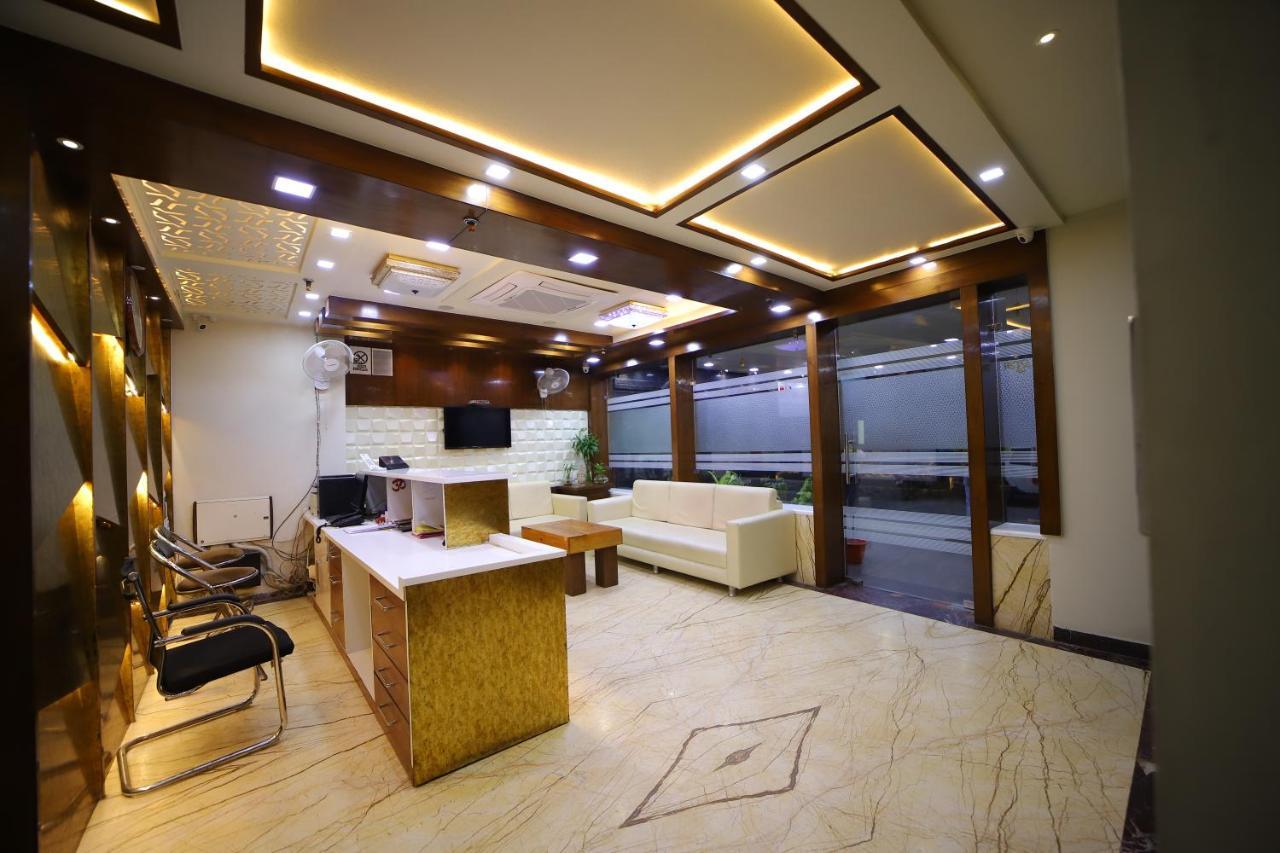 Hotel Royal Phoenix Agra  Εξωτερικό φωτογραφία