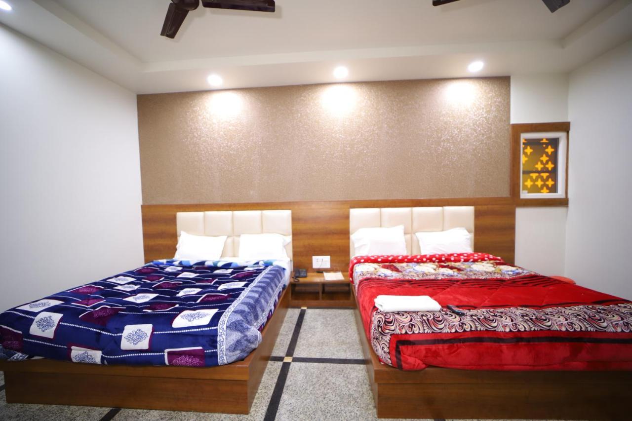 Hotel Royal Phoenix Agra  Εξωτερικό φωτογραφία